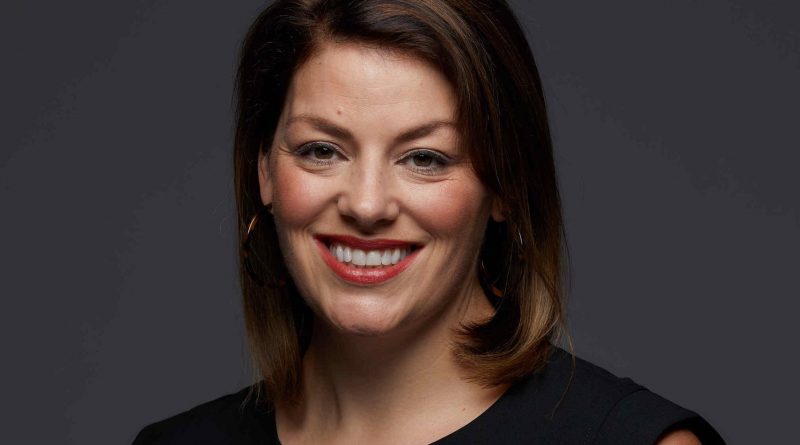 bennett_mary_headshot-1