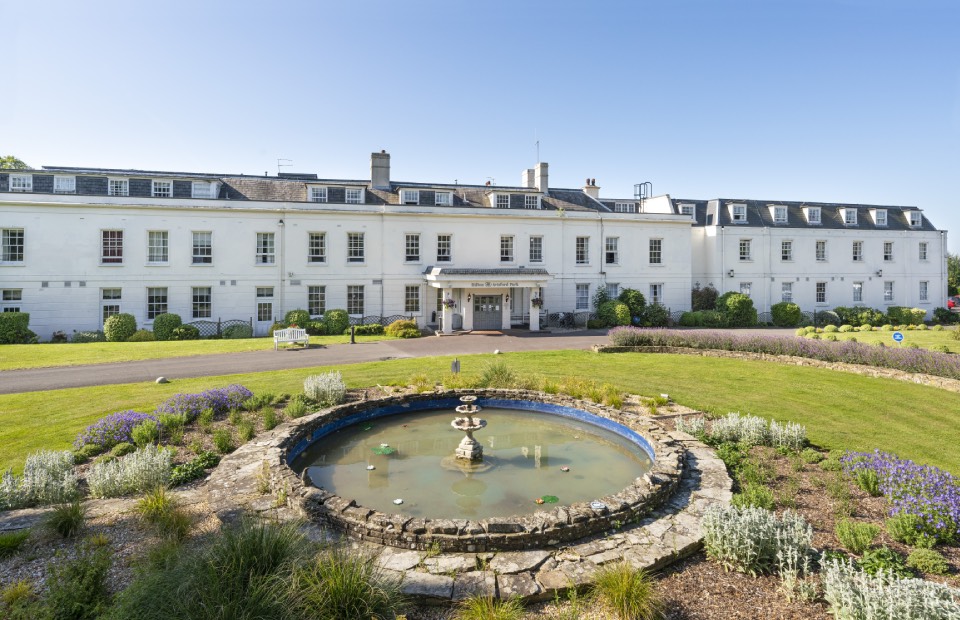 Avisford Park is brought to market at £10.5m