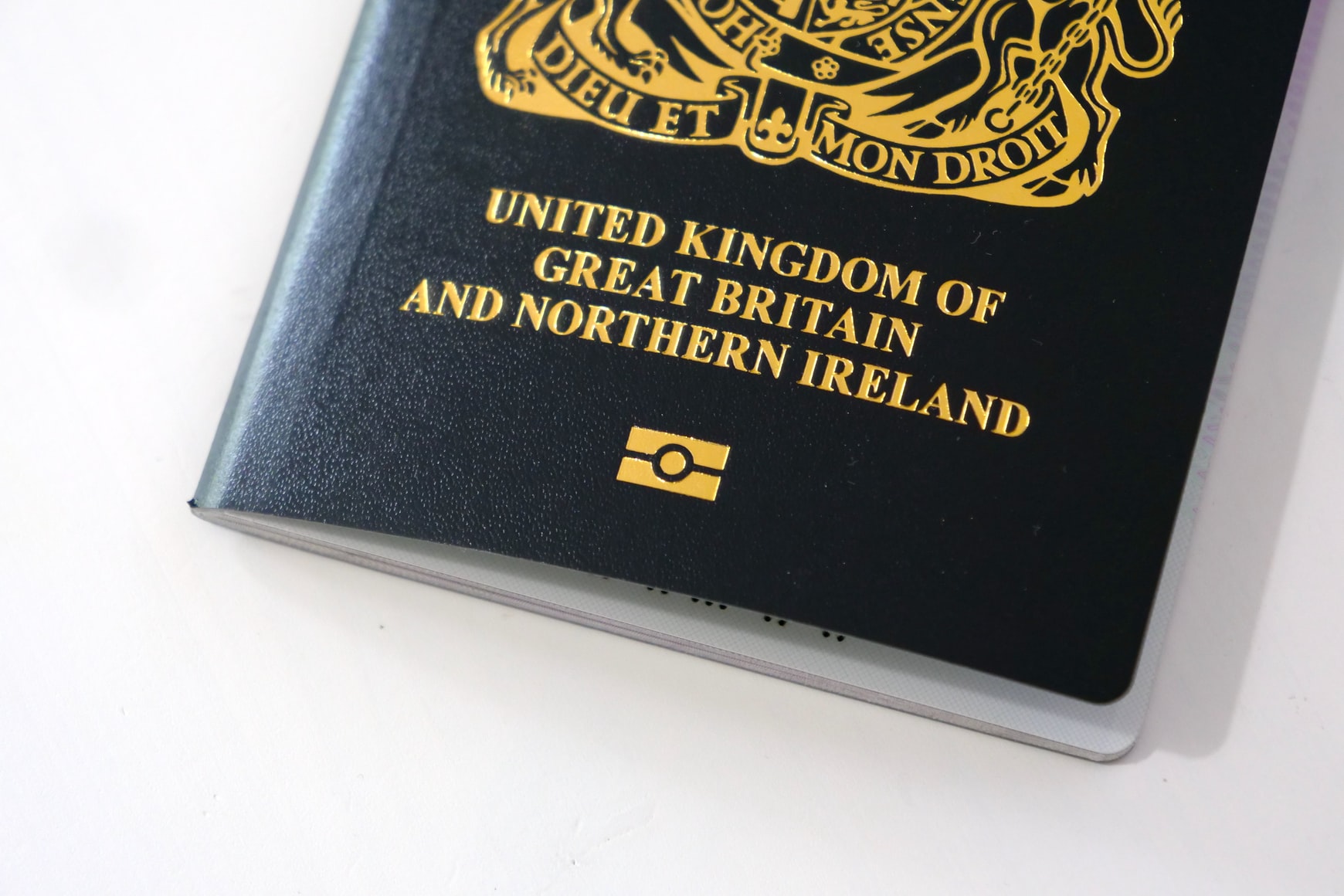 UK relaxes rules for vaccinated inbound travellers