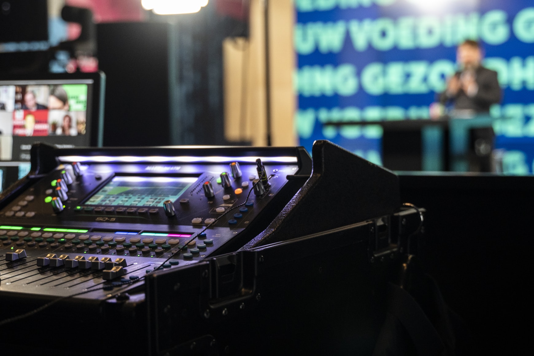 Hybrid events most popular format for 2022, report shows