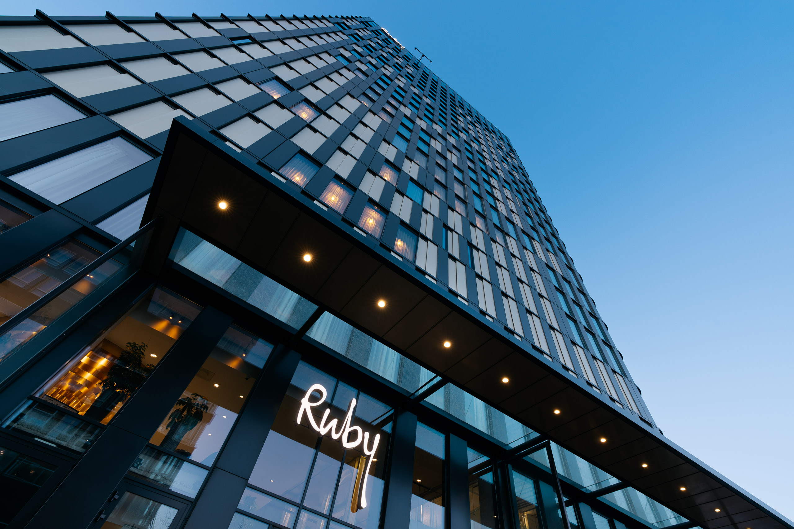 TCP acquires Amsterdam’s QO Hotel for €92m