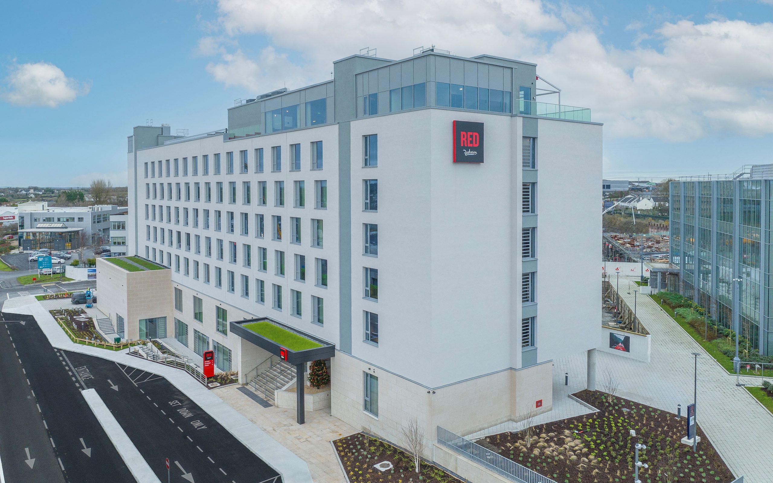 Radisson RED