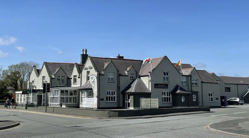 The Valley Hotel