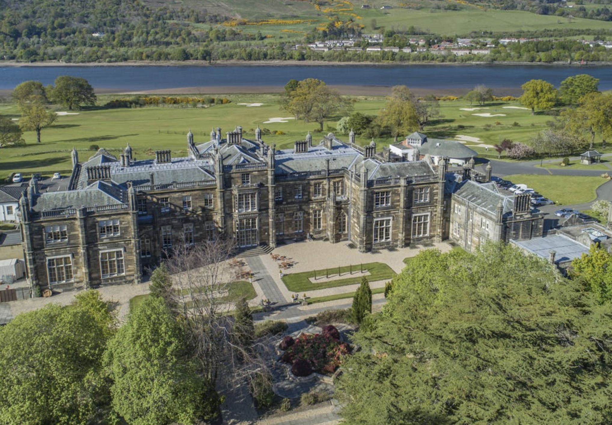 PoB Hotels unveils 2026 luxury travel trends